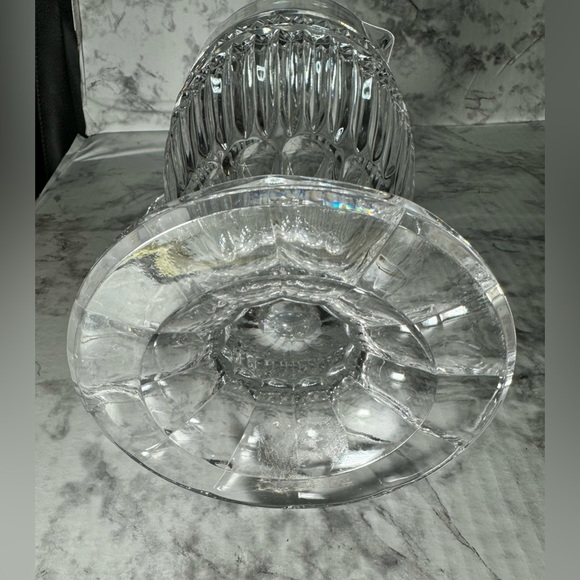 Pitcher - Picture 5 of 6